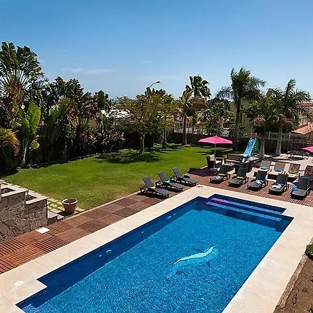 Sleeps 12 Pool Wifi Сasa de vacaciones